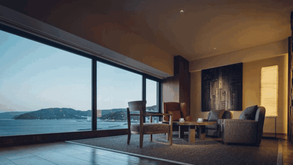 界アンジンの部屋はすべオーシャンビューで海の絶景を楽しめる